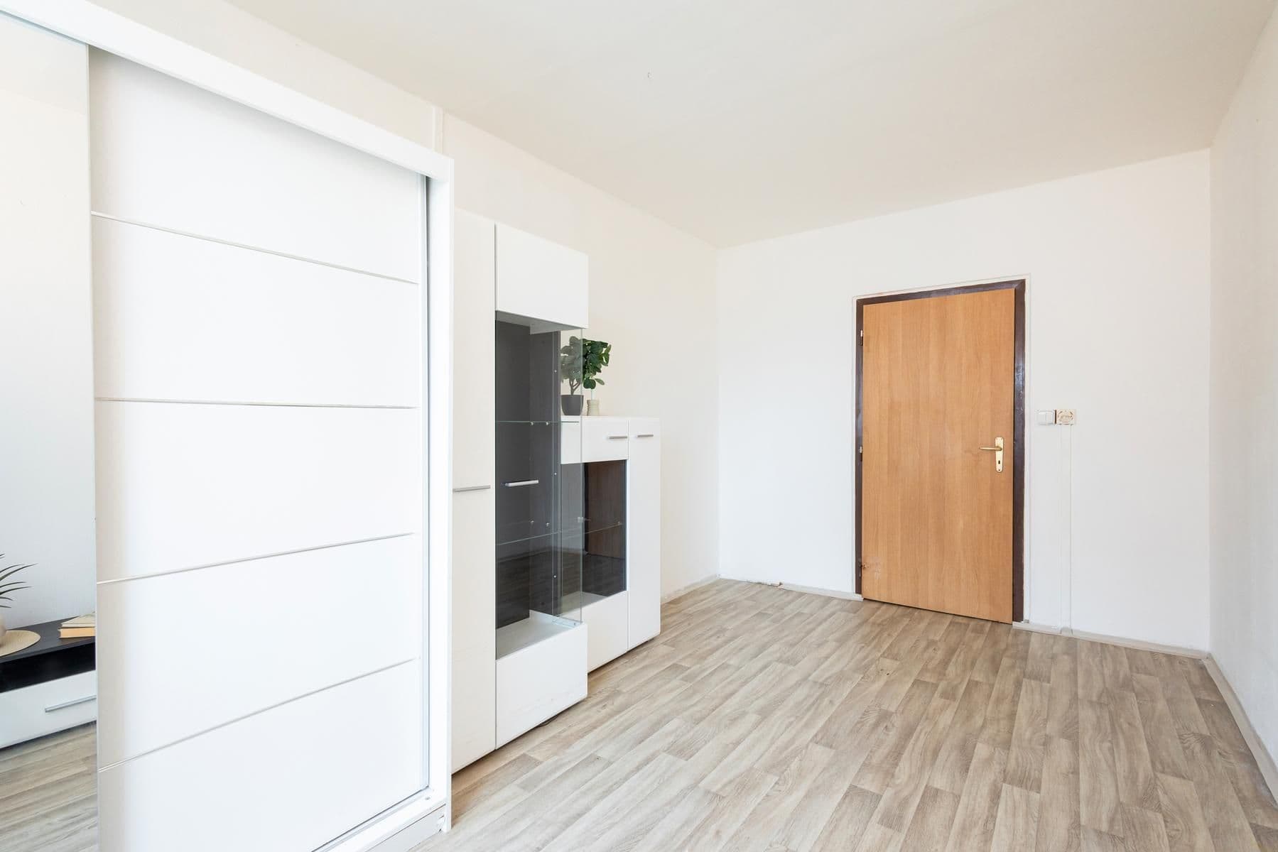 Predaj bytu 3-izbový 76 m², V Bažantnici, Kladno, Středočeský kraj Predaj bytu 3-izbový 76 m², V Bažantnici, Kladno, Středočeský kraj