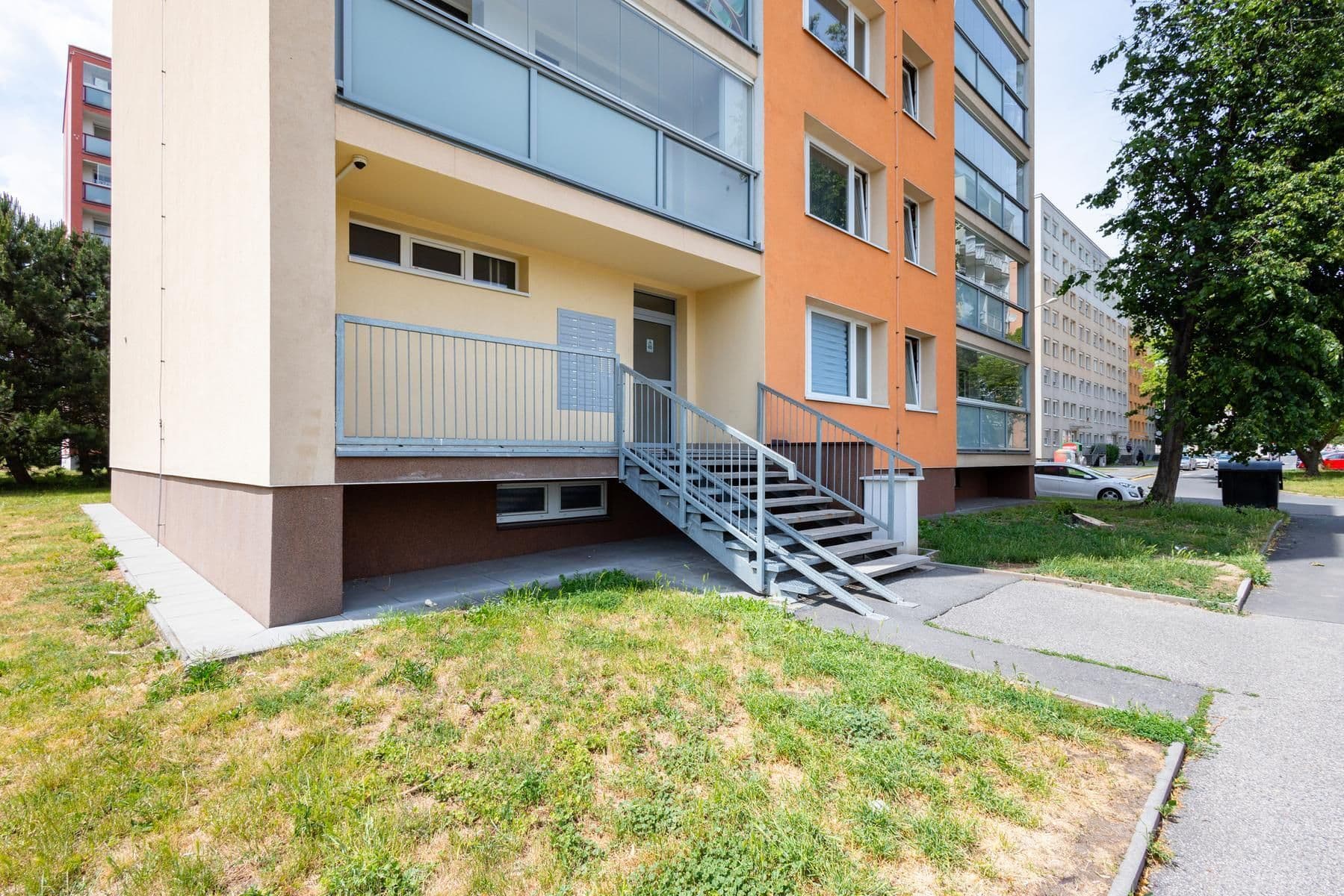 Predaj bytu 3-izbový 76 m², V Bažantnici, Kladno, Středočeský kraj Predaj bytu 3-izbový 76 m², V Bažantnici, Kladno, Středočeský kraj