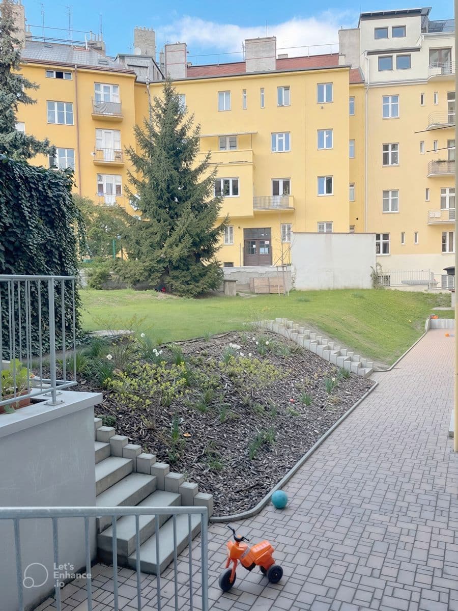 Prenájom bytu 2-izbový 68 m², Konšelská, Praha, Praha Prenájom bytu 2-izbový 68 m², Konšelská, Praha, Praha