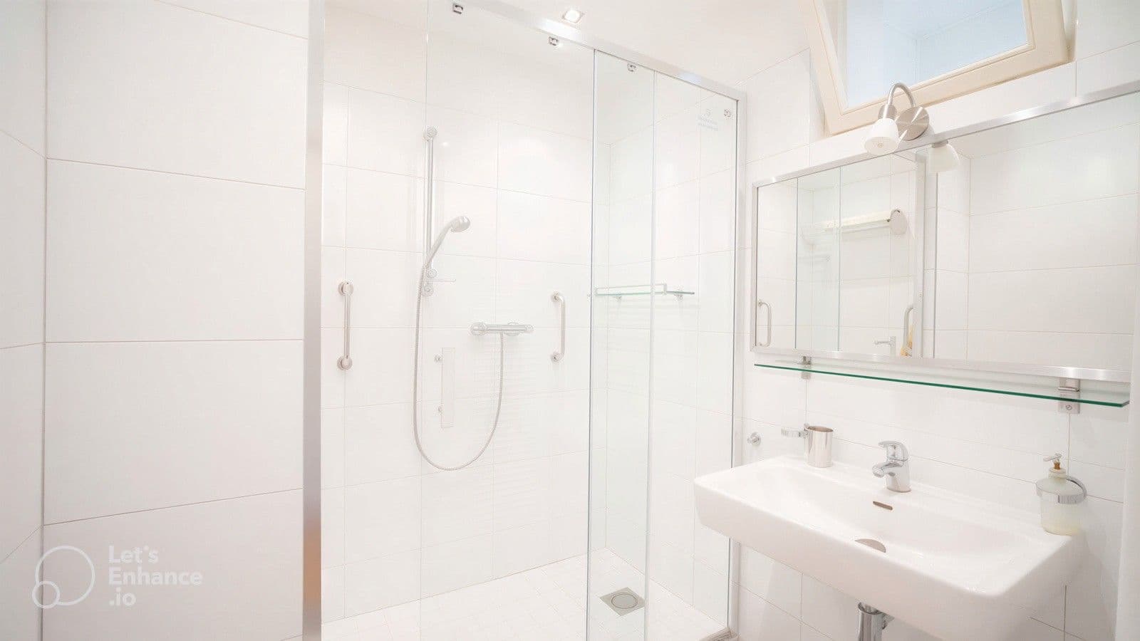 Prenájom bytu 2-izbový 68 m², Konšelská, Praha, Praha Prenájom bytu 2-izbový 68 m², Konšelská, Praha, Praha