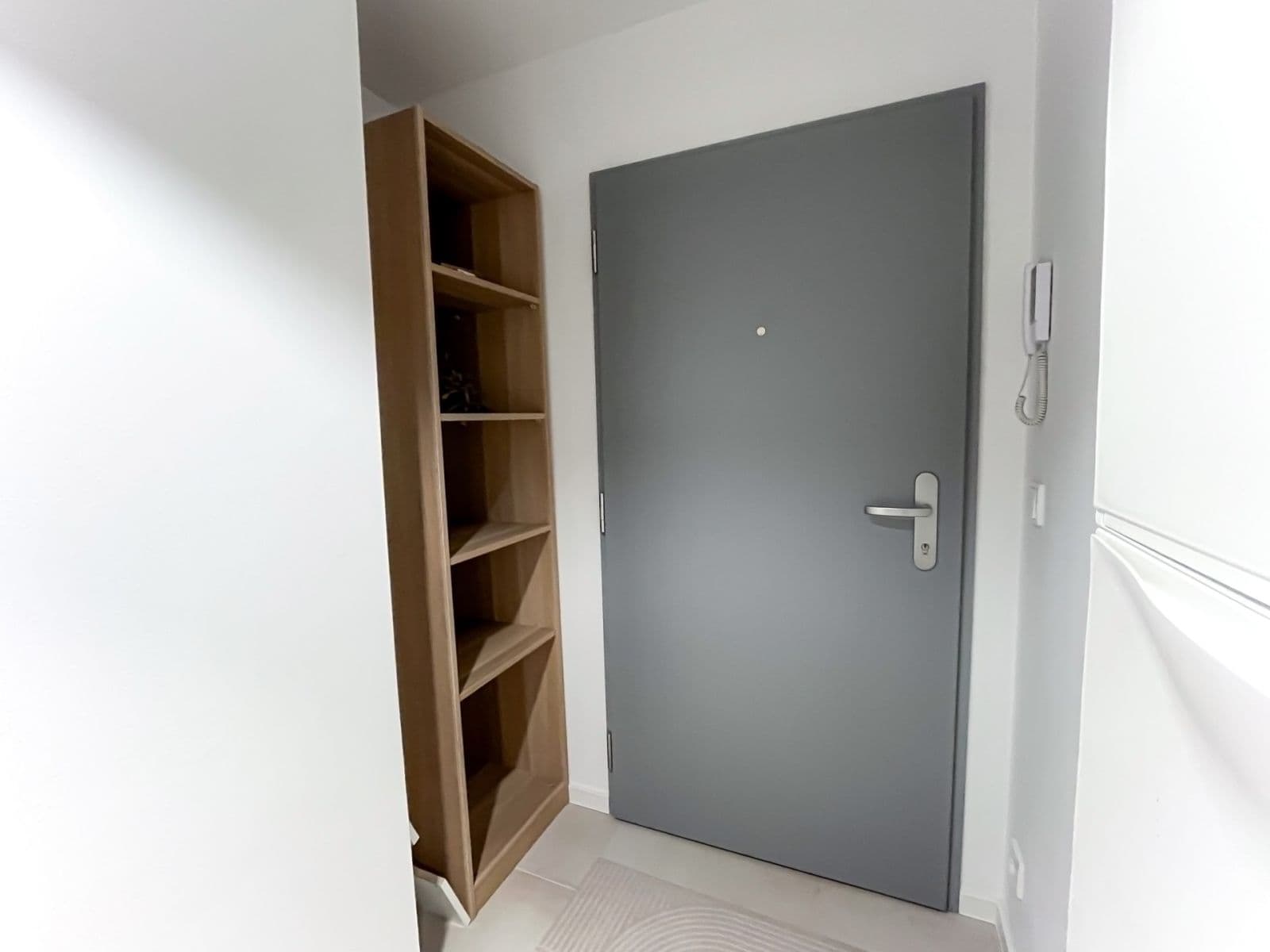 Prenájom bytu 3-izbový 83 m², Dukelská, Benešov, Středočeský kraj Prenájom bytu 3-izbový 83 m², Dukelská, Benešov, Středočeský kraj
