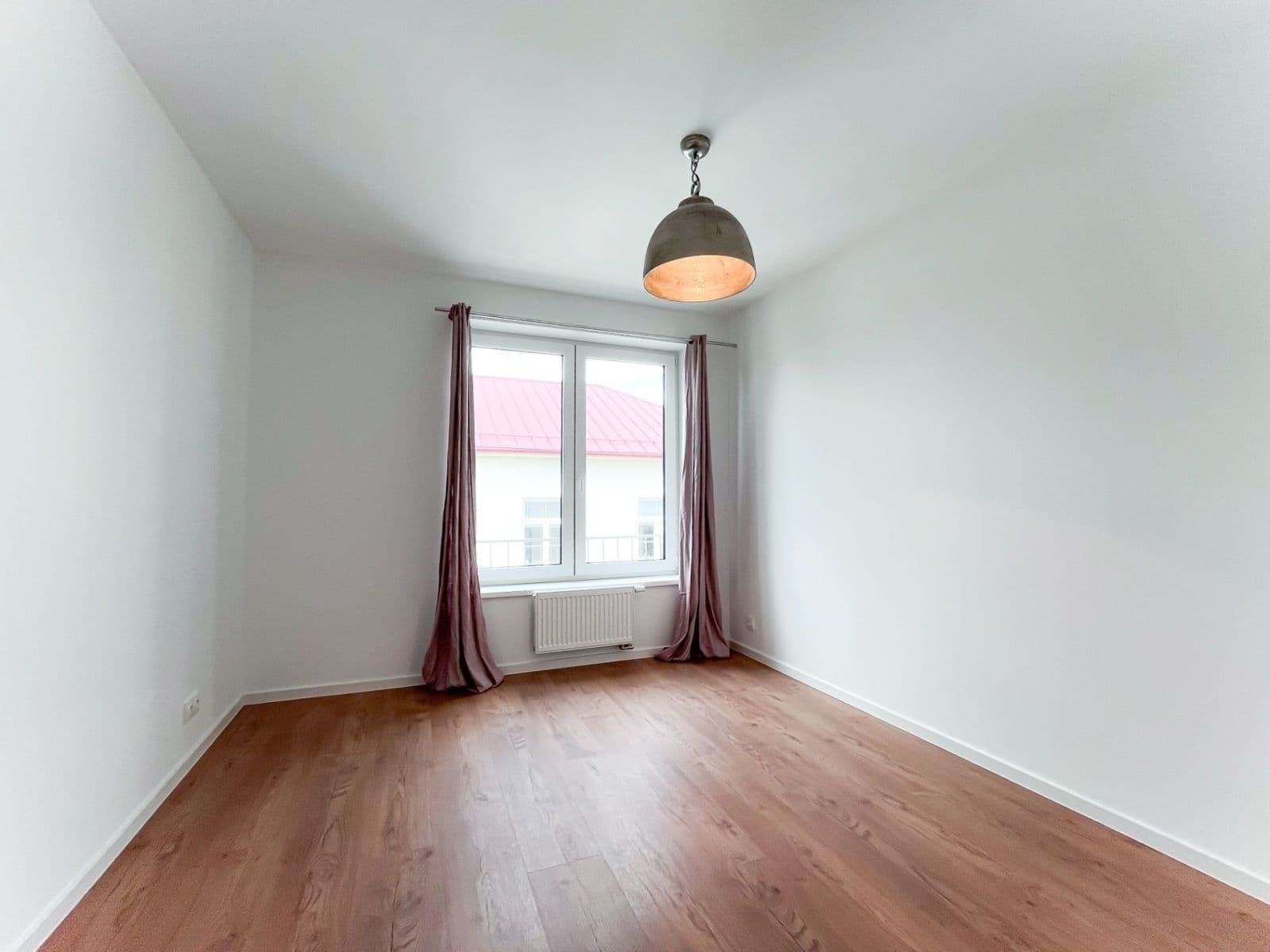 Prenájom bytu 3-izbový 83 m², Dukelská, Benešov, Středočeský kraj Prenájom bytu 3-izbový 83 m², Dukelská, Benešov, Středočeský kraj