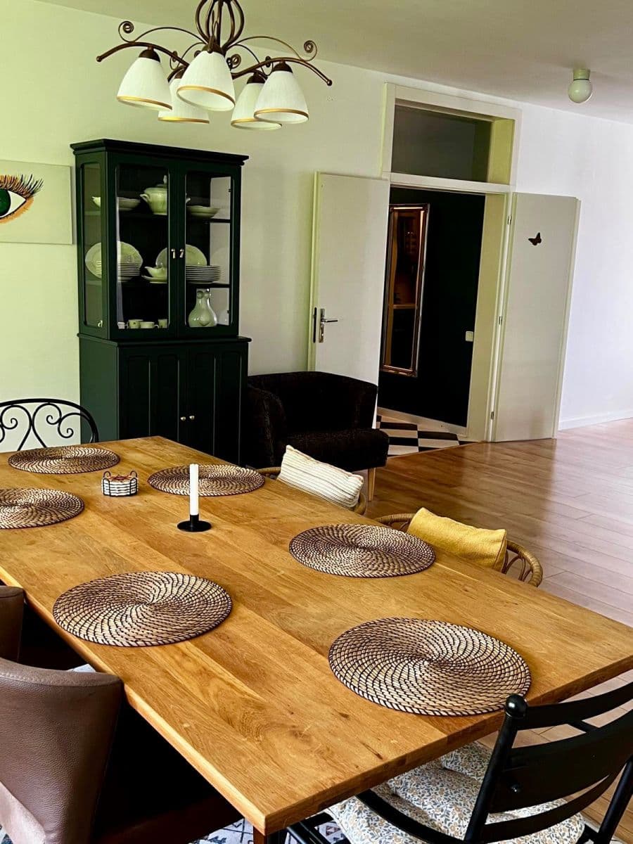 Prenájom bytu 4-izbový 307 m², Sádky, Praha, Praha Prenájom bytu 4-izbový 307 m², Sádky, Praha, Praha