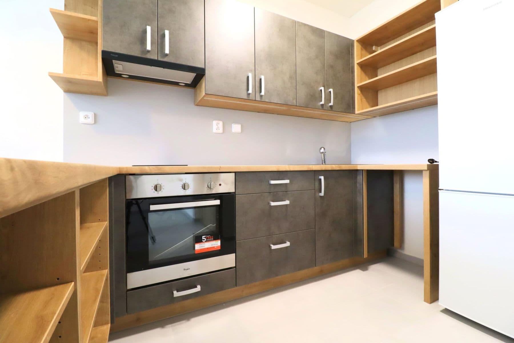 Prenájom bytu 3-izbový 61 m², U Zimoviště, Praha, Praha Prenájom bytu 3-izbový 61 m², U Zimoviště, Praha, Praha