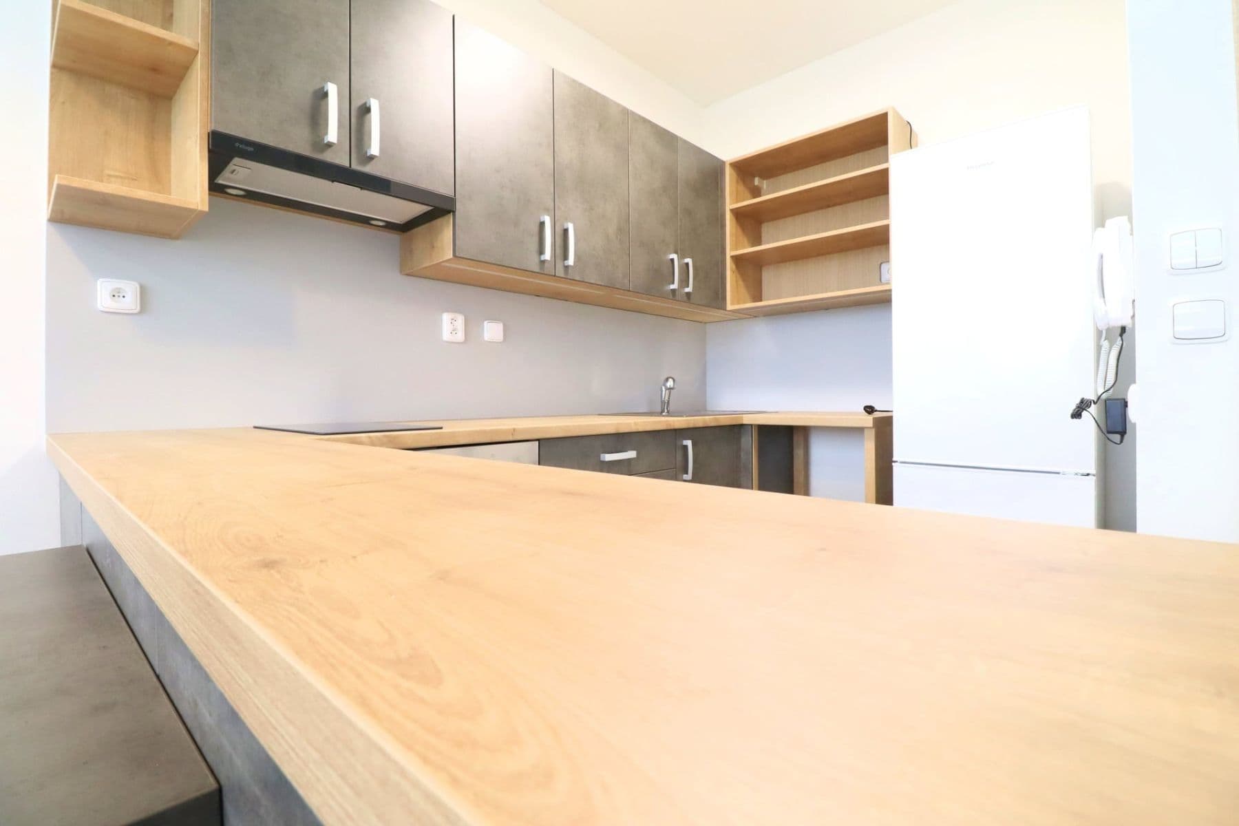 Prenájom bytu 3-izbový 61 m², U Zimoviště, Praha, Praha Prenájom bytu 3-izbový 61 m², U Zimoviště, Praha, Praha