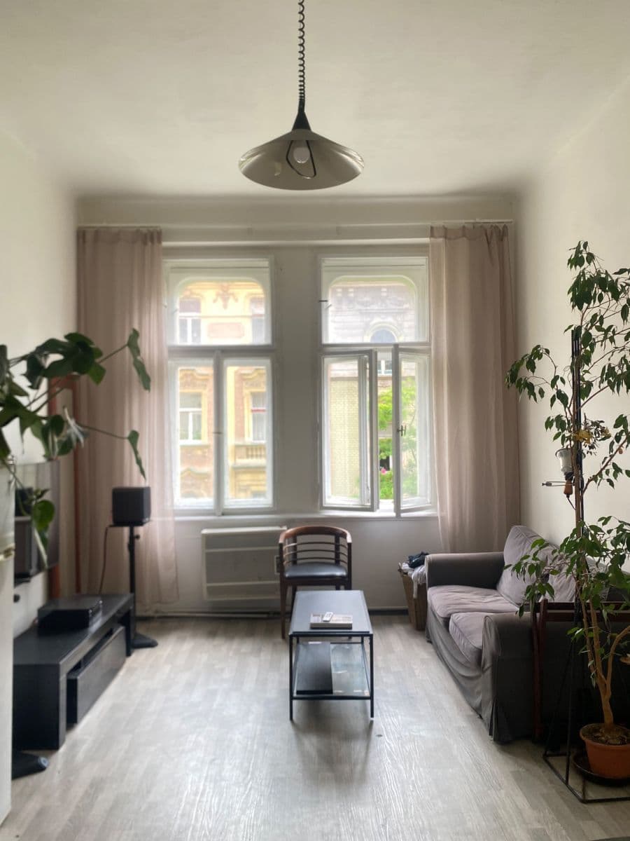 Prenájom bytu 2-izbový 55 m², Blanická, Praha, Praha Prenájom bytu 2-izbový 55 m², Blanická, Praha, Praha