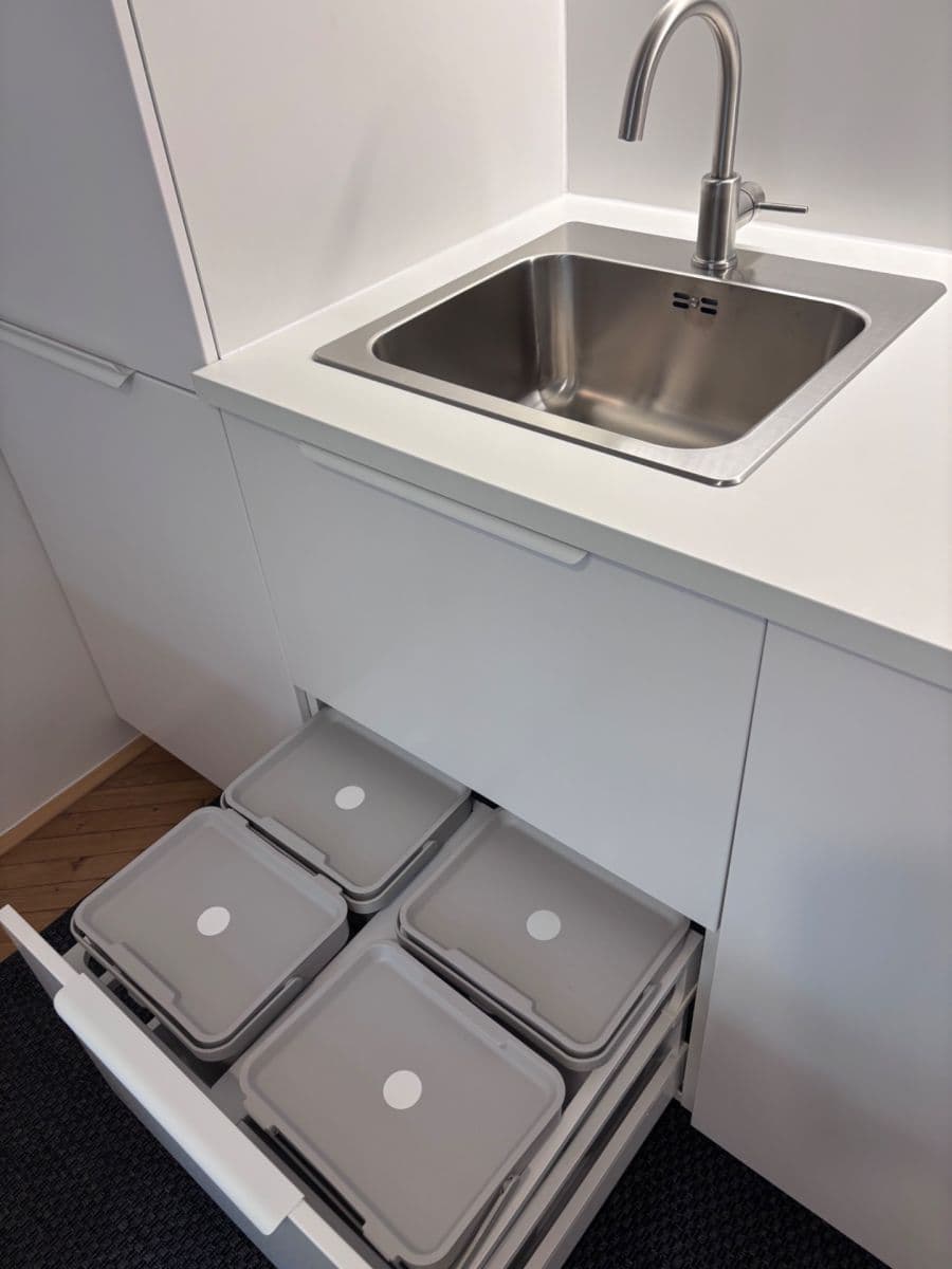 Prenájom bytu 2-izbový 41 m², Madridská, Praha, Praha Prenájom bytu 2-izbový 41 m², Madridská, Praha, Praha