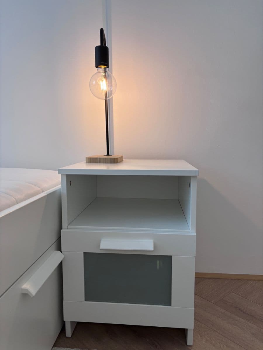 Prenájom bytu 2-izbový 41 m², Madridská, Praha, Praha Prenájom bytu 2-izbový 41 m², Madridská, Praha, Praha