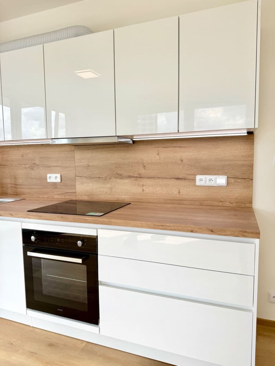 Prenájom bytu 2-izbový 50 m², Pod Harfou, Praha, Praha Prenájom bytu 2-izbový 50 m², Pod Harfou, Praha, Praha