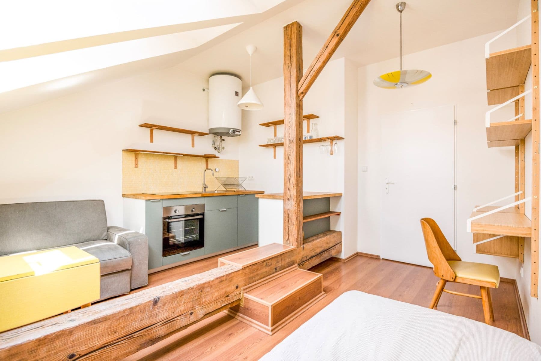 Prenájom bytu 1-izbový 28 m², Legerova, Praha, Praha Prenájom bytu 1-izbový 28 m², Legerova, Praha, Praha