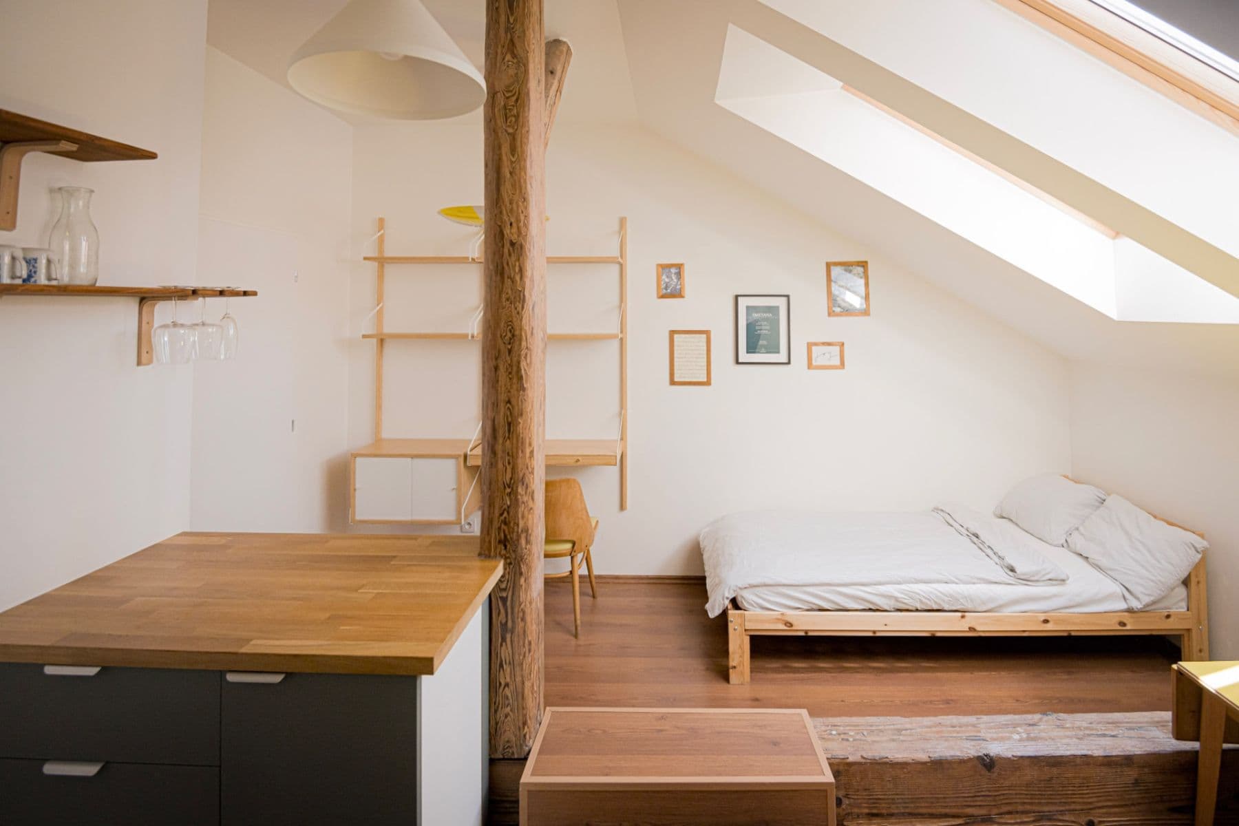 Prenájom bytu 1-izbový 28 m², Legerova, Praha, Praha Prenájom bytu 1-izbový 28 m², Legerova, Praha, Praha