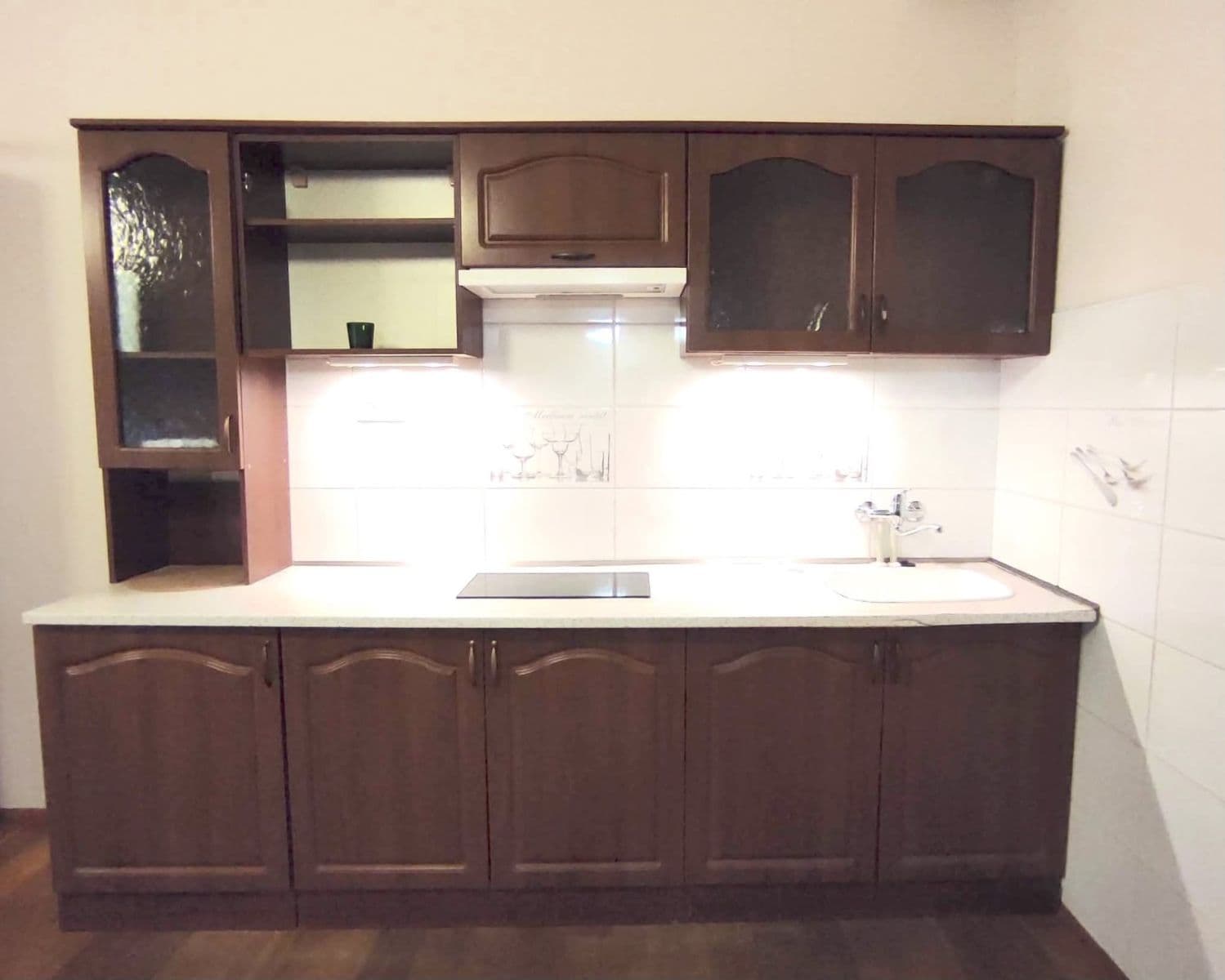 Prenájom bytu 1-izbový 30 m², Tyršova, Praha, Praha Prenájom bytu 1-izbový 30 m², Tyršova, Praha, Praha