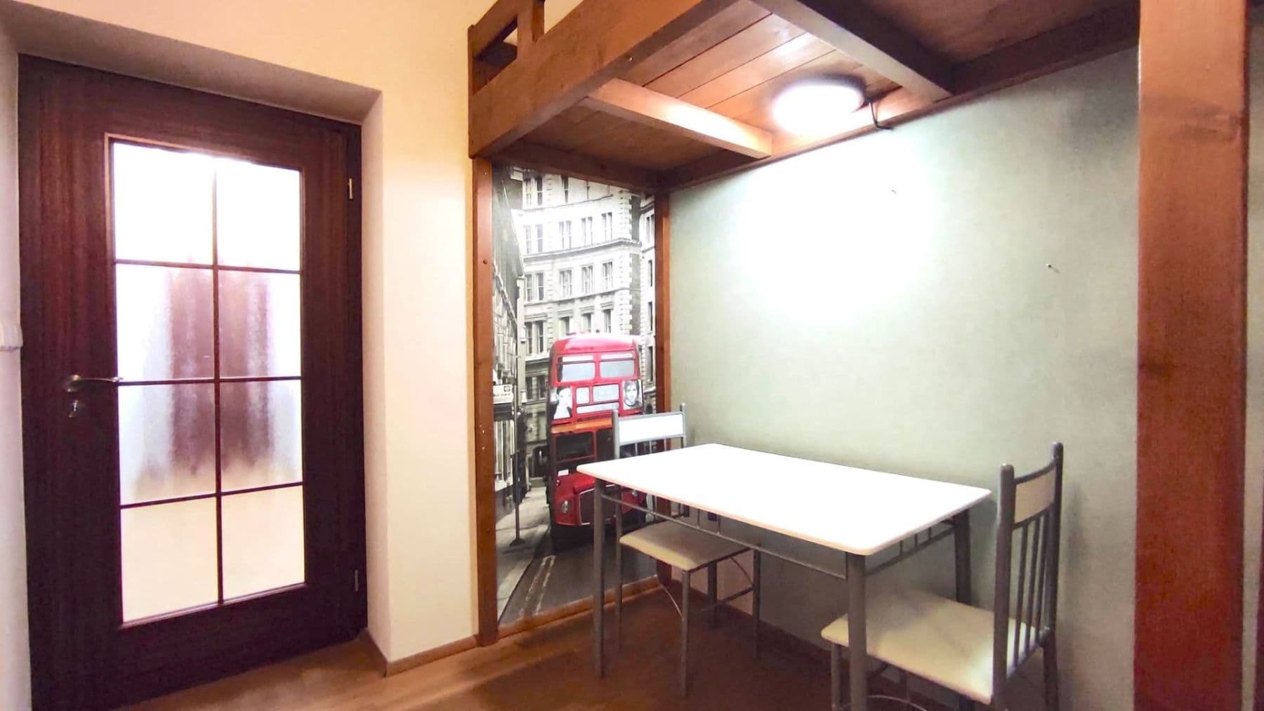 Prenájom bytu 1-izbový 30 m², Tyršova, Praha, Praha Prenájom bytu 1-izbový 30 m², Tyršova, Praha, Praha
