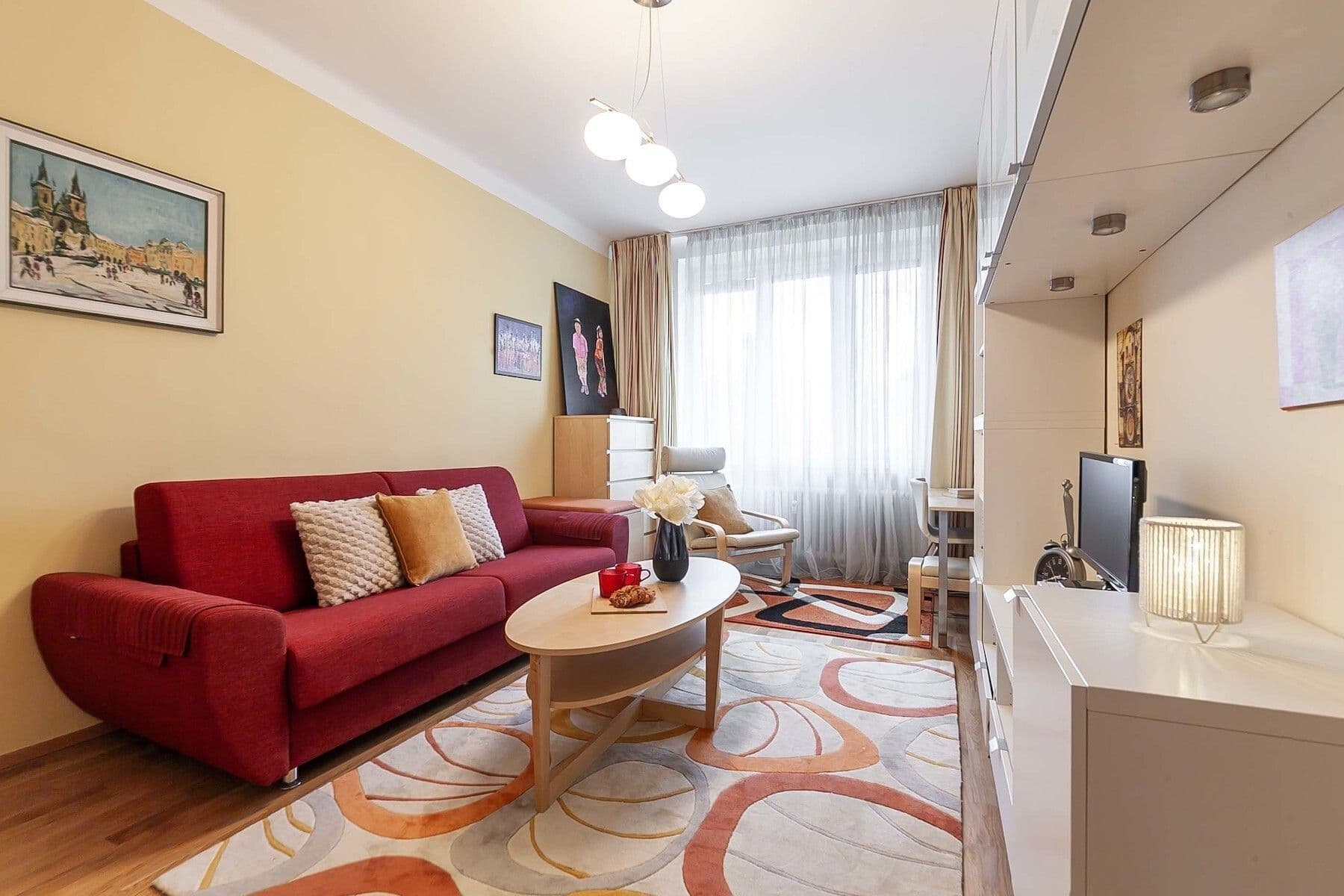 Prenájom bytu 1-izbový 38 m², Nedvězská, Praha, Praha Prenájom bytu 1-izbový 38 m², Nedvězská, Praha, Praha