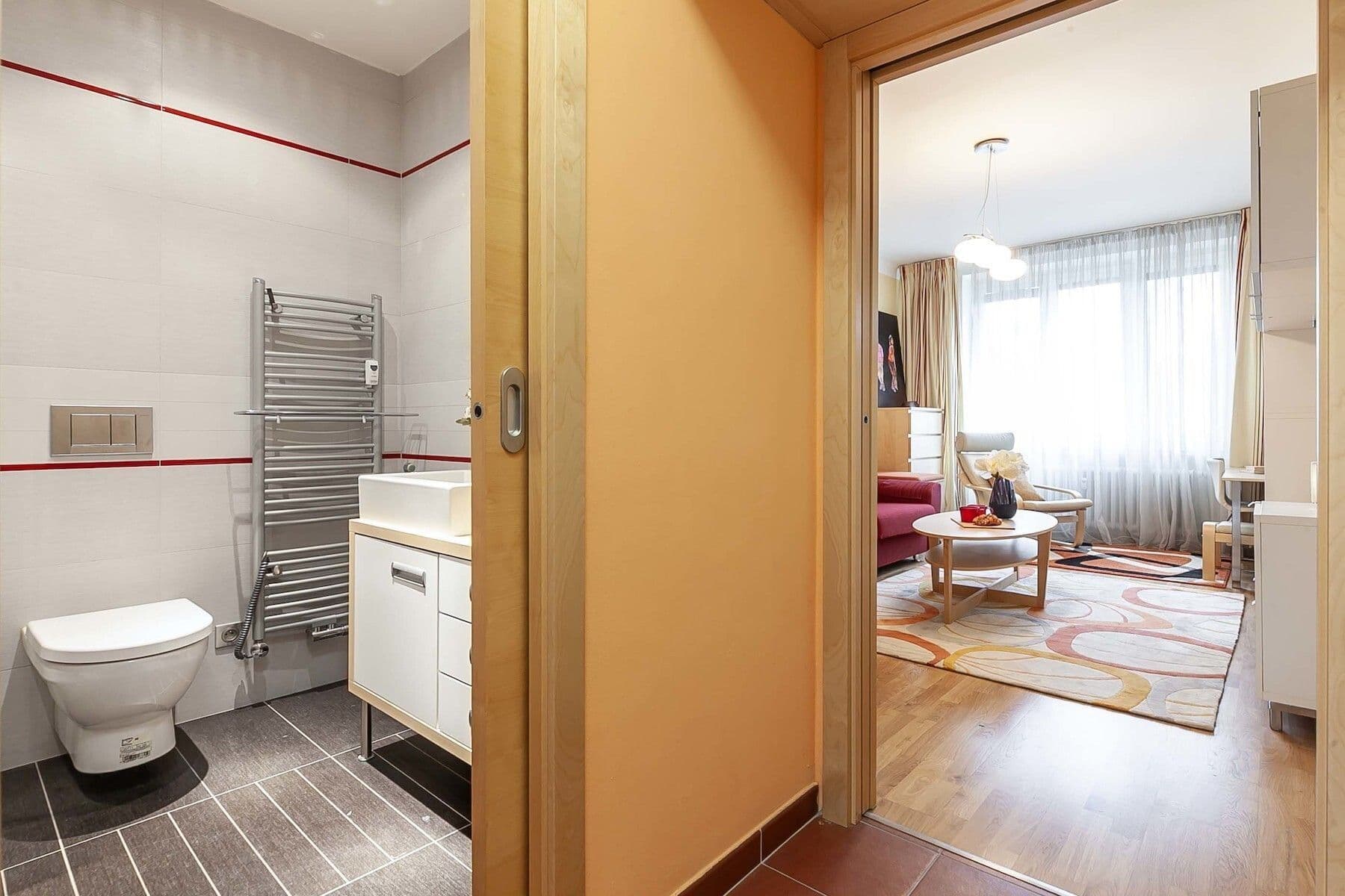 Prenájom bytu 1-izbový 38 m², Nedvězská, Praha, Praha Prenájom bytu 1-izbový 38 m², Nedvězská, Praha, Praha