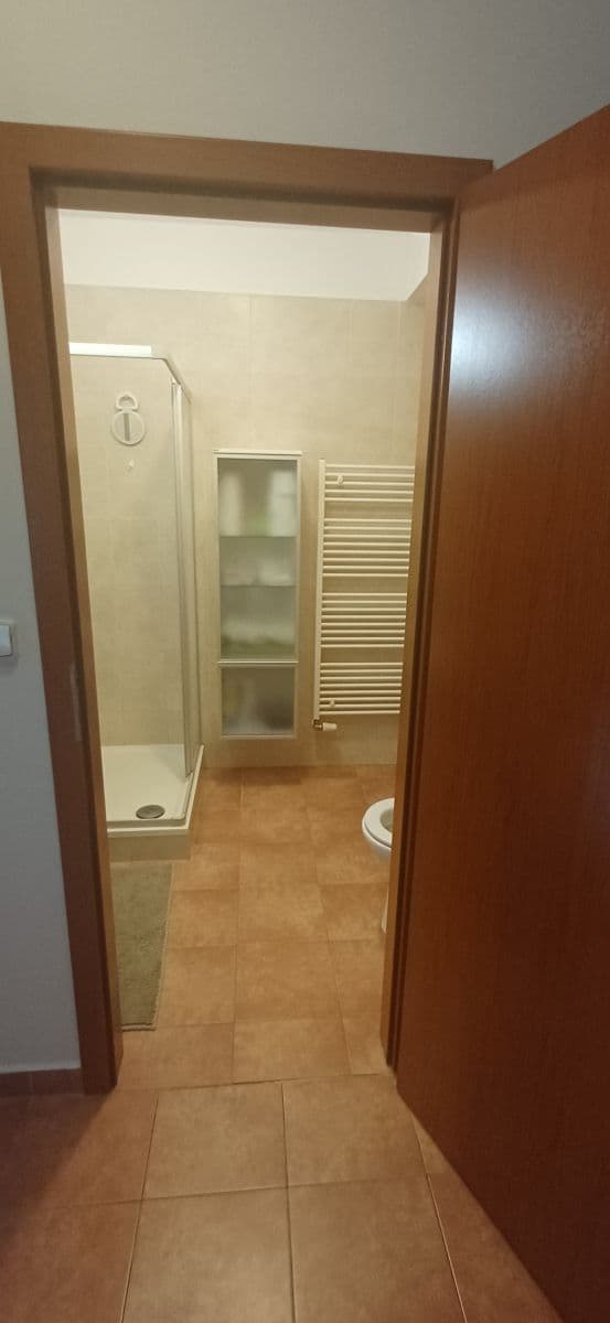 Prenájom bytu 60 m², Ke Stírce, Praha, Praha Prenájom bytu 60 m², Ke Stírce, Praha, Praha