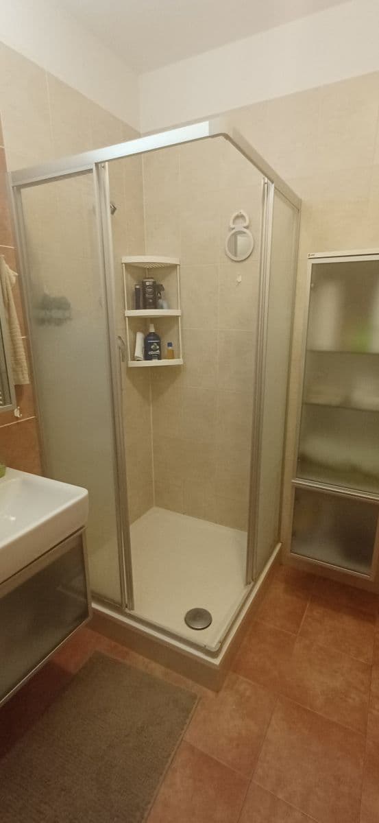 Prenájom bytu 60 m², Ke Stírce, Praha, Praha Prenájom bytu 60 m², Ke Stírce, Praha, Praha