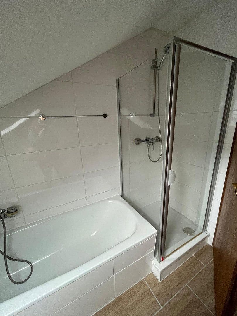 Prenájom bytu 4-izbový 110 m², Seltrisa-Ring 51a, Selters (Taunus), Hesensko Prenájom bytu 4-izbový 110 m², Seltrisa-Ring 51a, Selters (Taunus), Hesensko