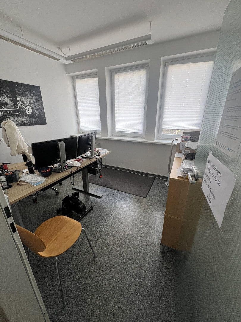 Prenájom kancelárie 68 m², Lister Meile 42, Hannover, Dolné Sasko Prenájom kancelárie 68 m², Lister Meile 42, Hannover, Dolné Sasko