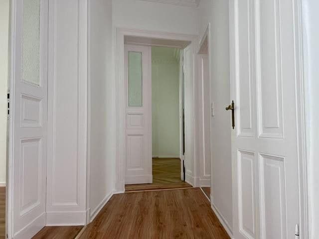 Prenájom bytu 5-izbový 128 m², Berlin, Berlín Prenájom bytu 5-izbový 128 m², Berlin, Berlín