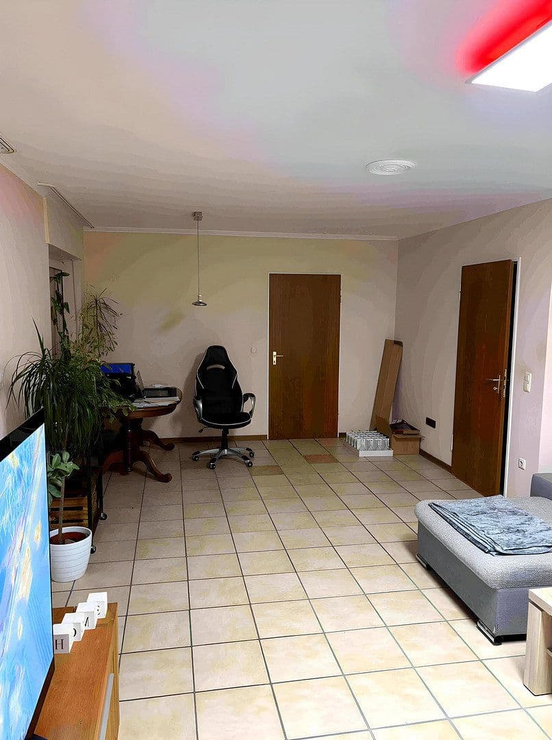 Prenájom bytu 3-izbový 92 m², Ellener Straße 109, Düren, Severné Porýnie - Westfálsko Prenájom bytu 3-izbový 92 m², Ellener Straße 109, Düren, Severné Porýnie - Westfálsko