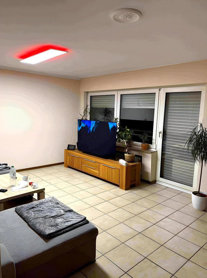 Prenájom bytu 3-izbový 92 m², Ellener Straße 109, Düren, Severné Porýnie - Westfálsko Prenájom bytu 3-izbový 92 m², Ellener Straße 109, Düren, Severné Porýnie - Westfálsko