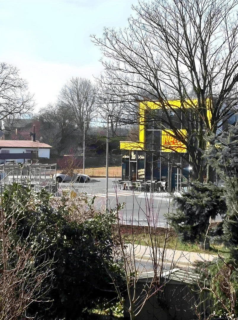 Prenájom bytu 3-izbový 92 m², Ellener Straße 109, Düren, Severné Porýnie - Westfálsko Prenájom bytu 3-izbový 92 m², Ellener Straße 109, Düren, Severné Porýnie - Westfálsko