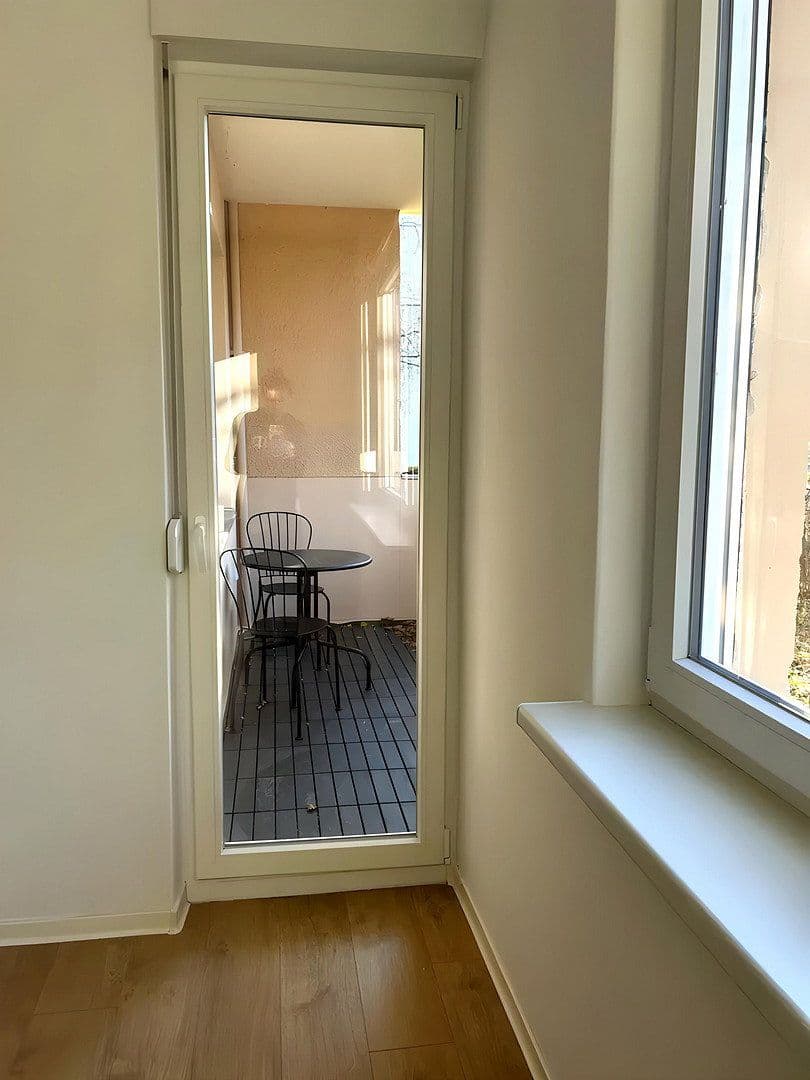 Prenájom bytu 3-izbový 65 m², Suderoder Straße 6, Berlin, Berlín Prenájom bytu 3-izbový 65 m², Suderoder Straße 6, Berlin, Berlín