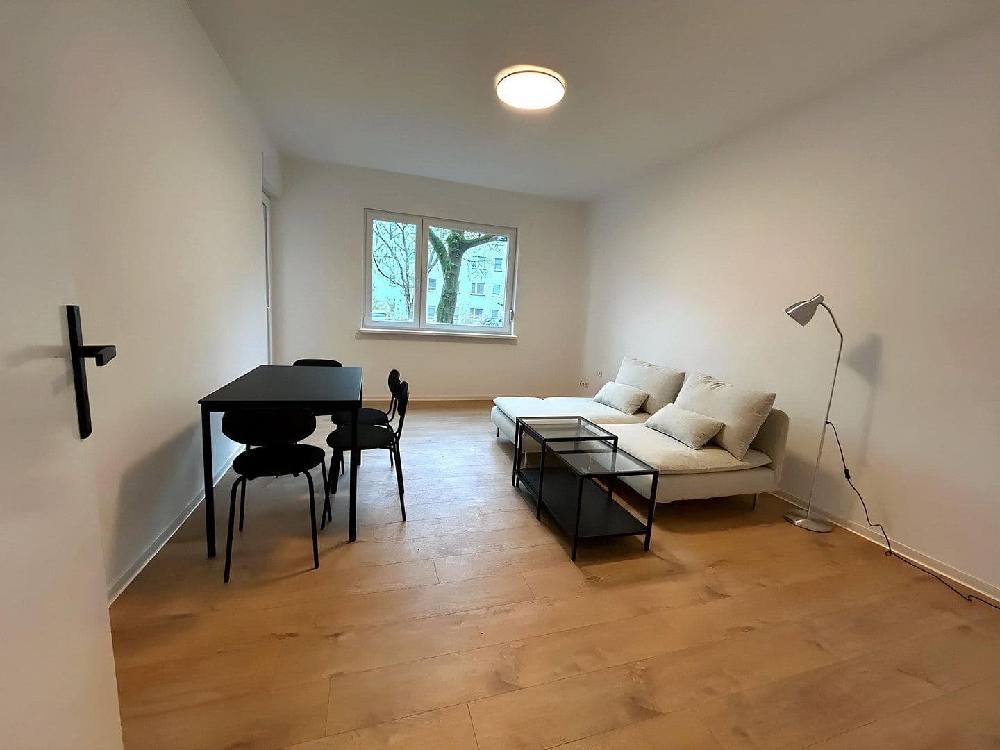 Prenájom bytu 3-izbový 65 m², Suderoder Straße 6, Berlin, Berlín Prenájom bytu 3-izbový 65 m², Suderoder Straße 6, Berlin, Berlín