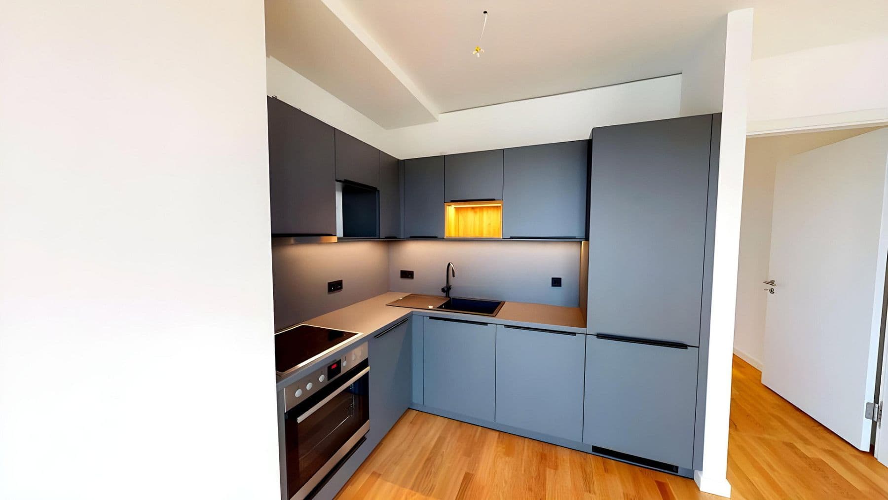 Prenájom bytu 2-izbový 55 m², Rosenthaler Str. 44, Berlin, Berlín Prenájom bytu 2-izbový 55 m², Rosenthaler Str. 44, Berlin, Berlín