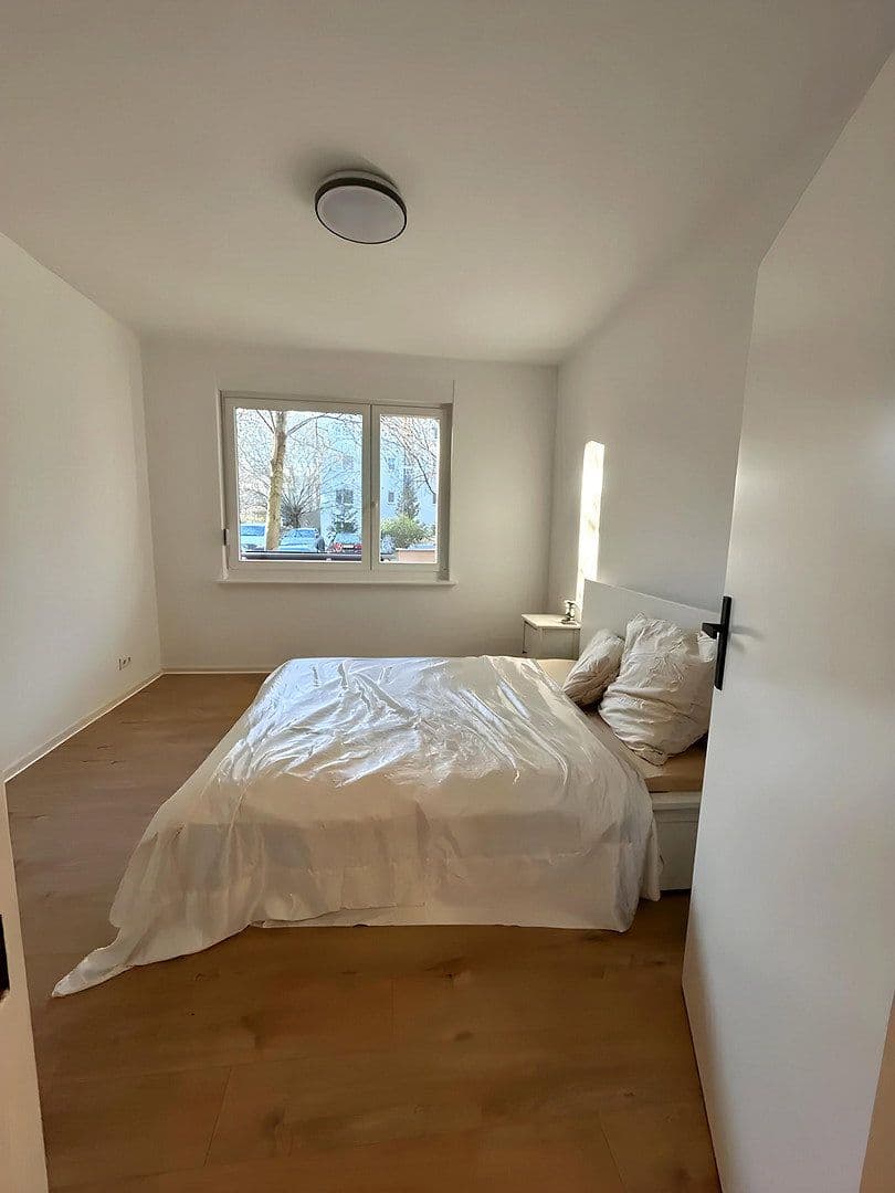 Prenájom bytu 3-izbový 65 m², Suderoder Straße 6, Berlin, Berlín Prenájom bytu 3-izbový 65 m², Suderoder Straße 6, Berlin, Berlín