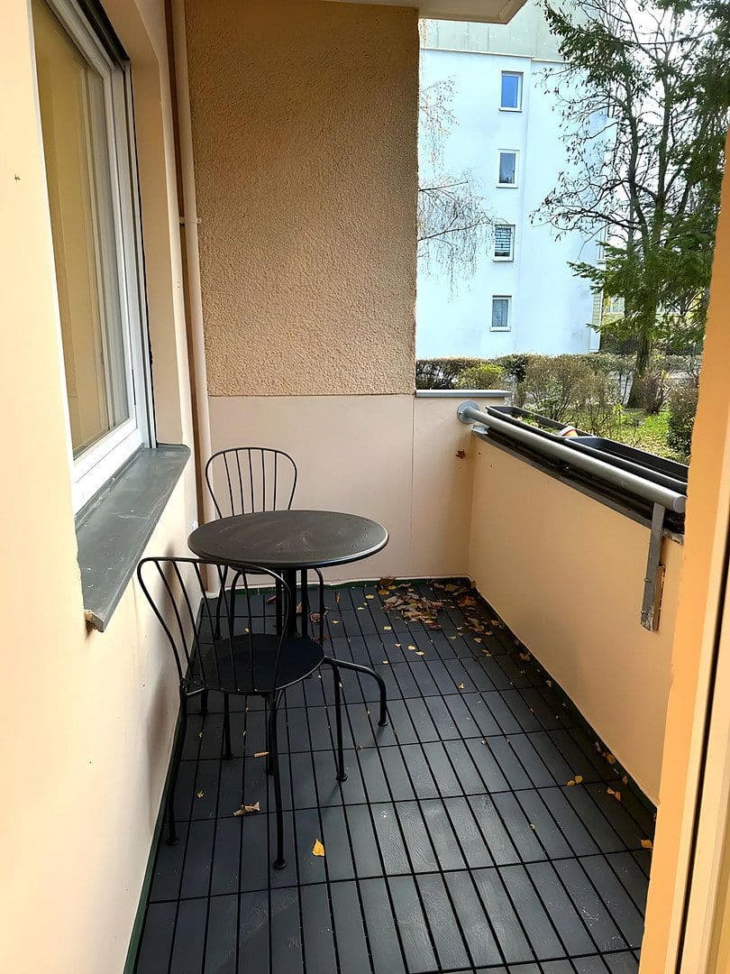 Prenájom bytu 3-izbový 65 m², Suderoder Straße 6, Berlin, Berlín Prenájom bytu 3-izbový 65 m², Suderoder Straße 6, Berlin, Berlín