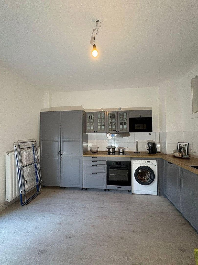 Prenájom bytu 2-izbový 67 m², Holunderstr. 13, Mannheim, Bádensko-Wurttembersko Prenájom bytu 2-izbový 67 m², Holunderstr. 13, Mannheim, Bádensko-Wurttembersko
