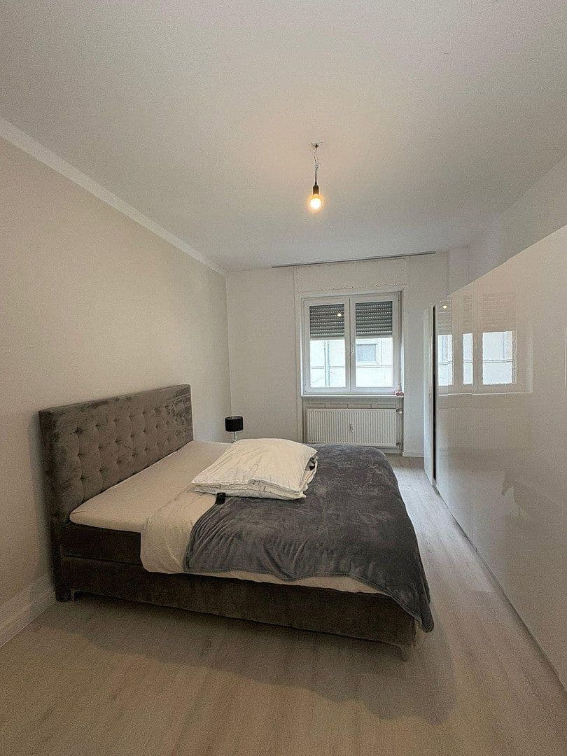 Prenájom bytu 2-izbový 67 m², Holunderstr. 13, Mannheim, Bádensko-Wurttembersko Prenájom bytu 2-izbový 67 m², Holunderstr. 13, Mannheim, Bádensko-Wurttembersko