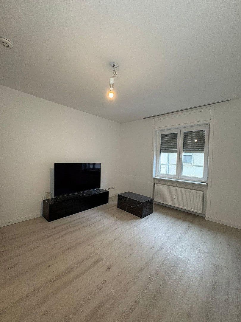 Prenájom bytu 2-izbový 67 m², Holunderstr. 13, Mannheim, Bádensko-Wurttembersko Prenájom bytu 2-izbový 67 m², Holunderstr. 13, Mannheim, Bádensko-Wurttembersko