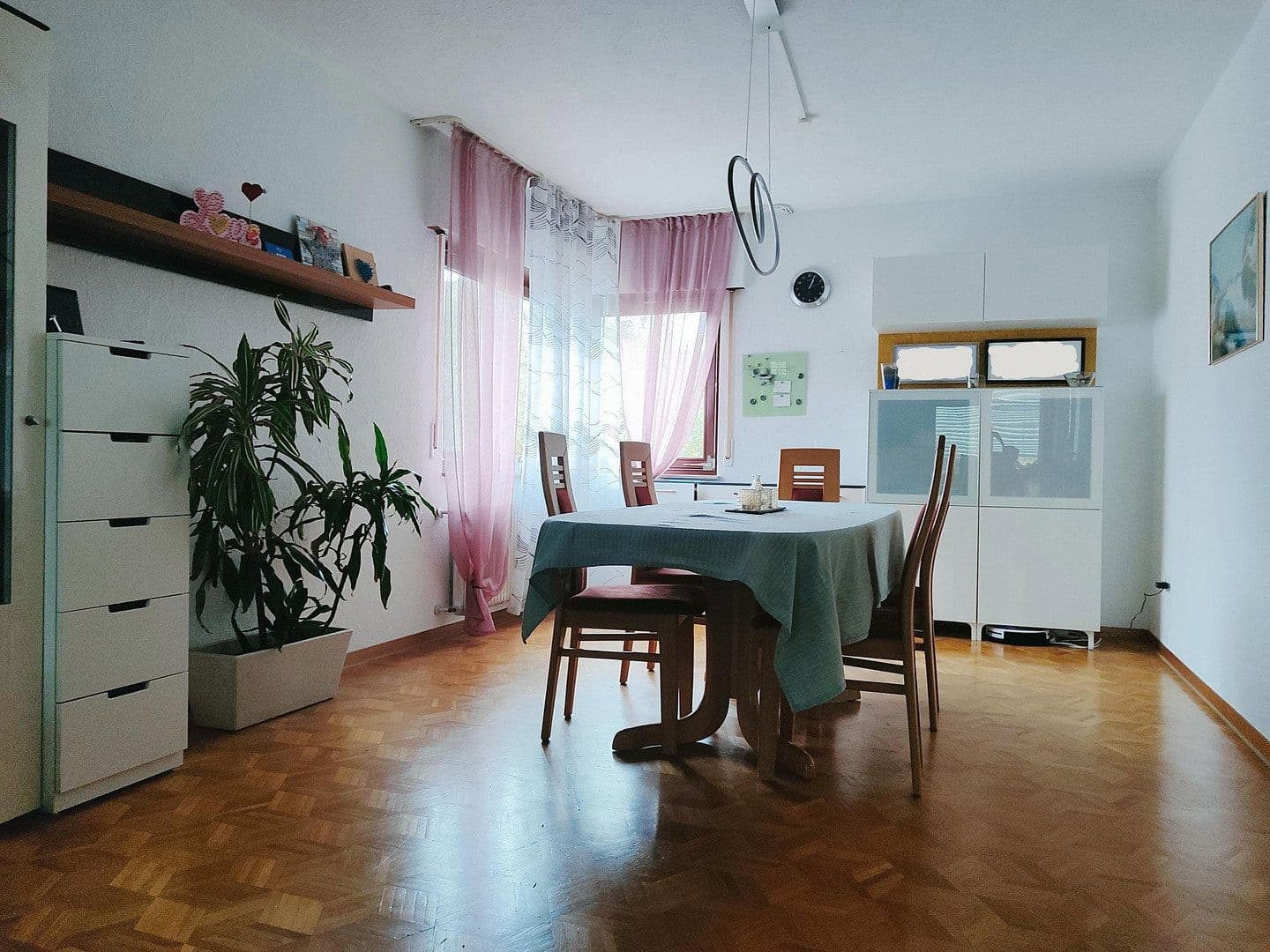 Predaj bytu 6-izbový 144 m², Remshalden, Bádensko-Wurttembersko Predaj bytu 6-izbový 144 m², Remshalden, Bádensko-Wurttembersko
