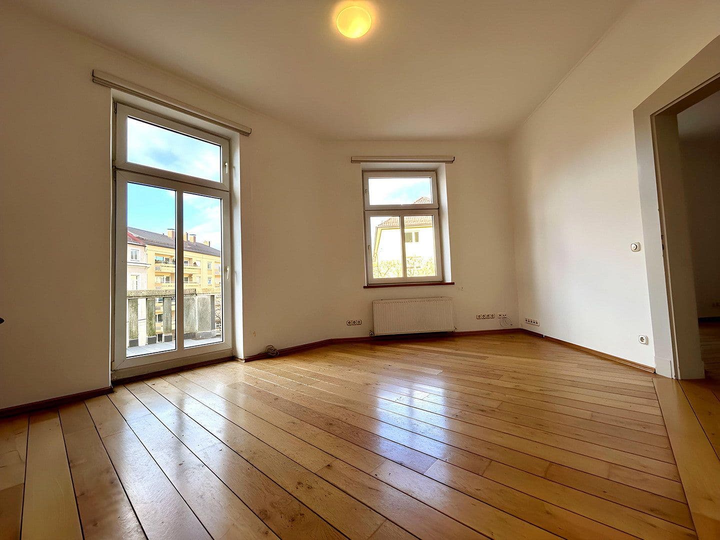 Prenájom bytu 3-izbový 110 m², Valleystraße 19, München, Bavorsko Prenájom bytu 3-izbový 110 m², Valleystraße 19, München, Bavorsko