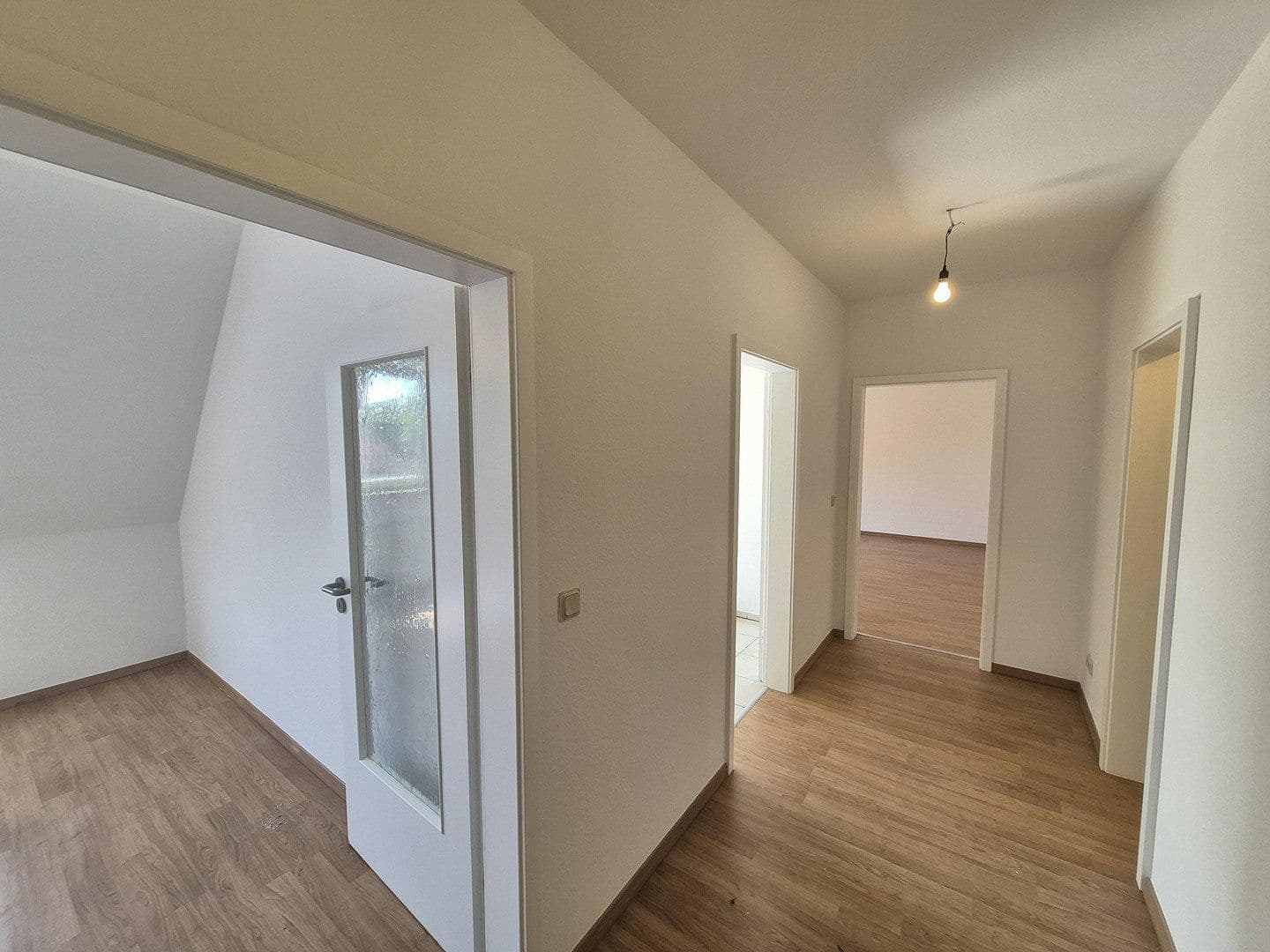Prenájom bytu 3-izbový 58 m², Dorfstraße 25, Moisburg, Dolné Sasko Prenájom bytu 3-izbový 58 m², Dorfstraße 25, Moisburg, Dolné Sasko