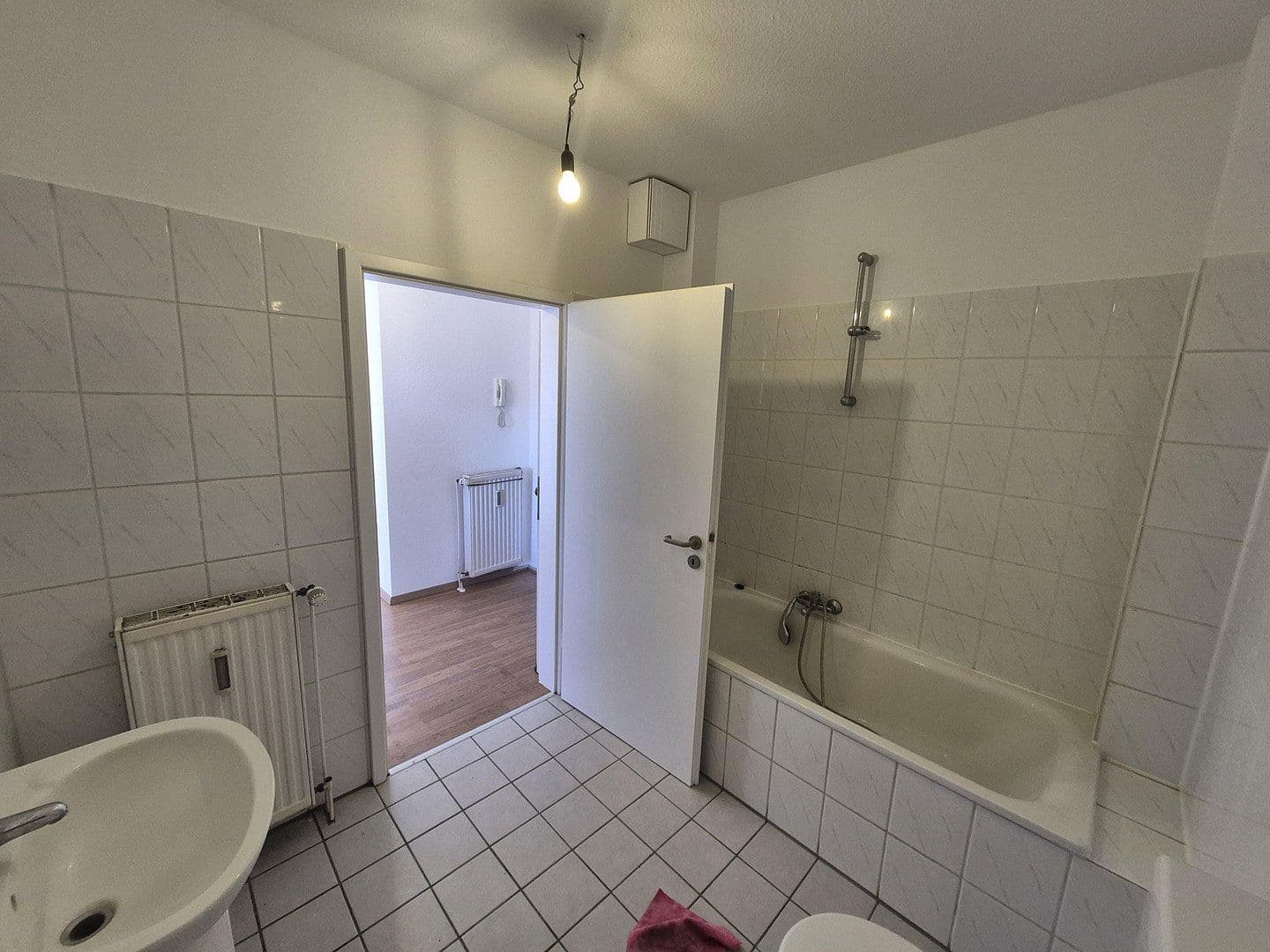 Prenájom bytu 3-izbový 58 m², Dorfstraße 25, Moisburg, Dolné Sasko Prenájom bytu 3-izbový 58 m², Dorfstraße 25, Moisburg, Dolné Sasko