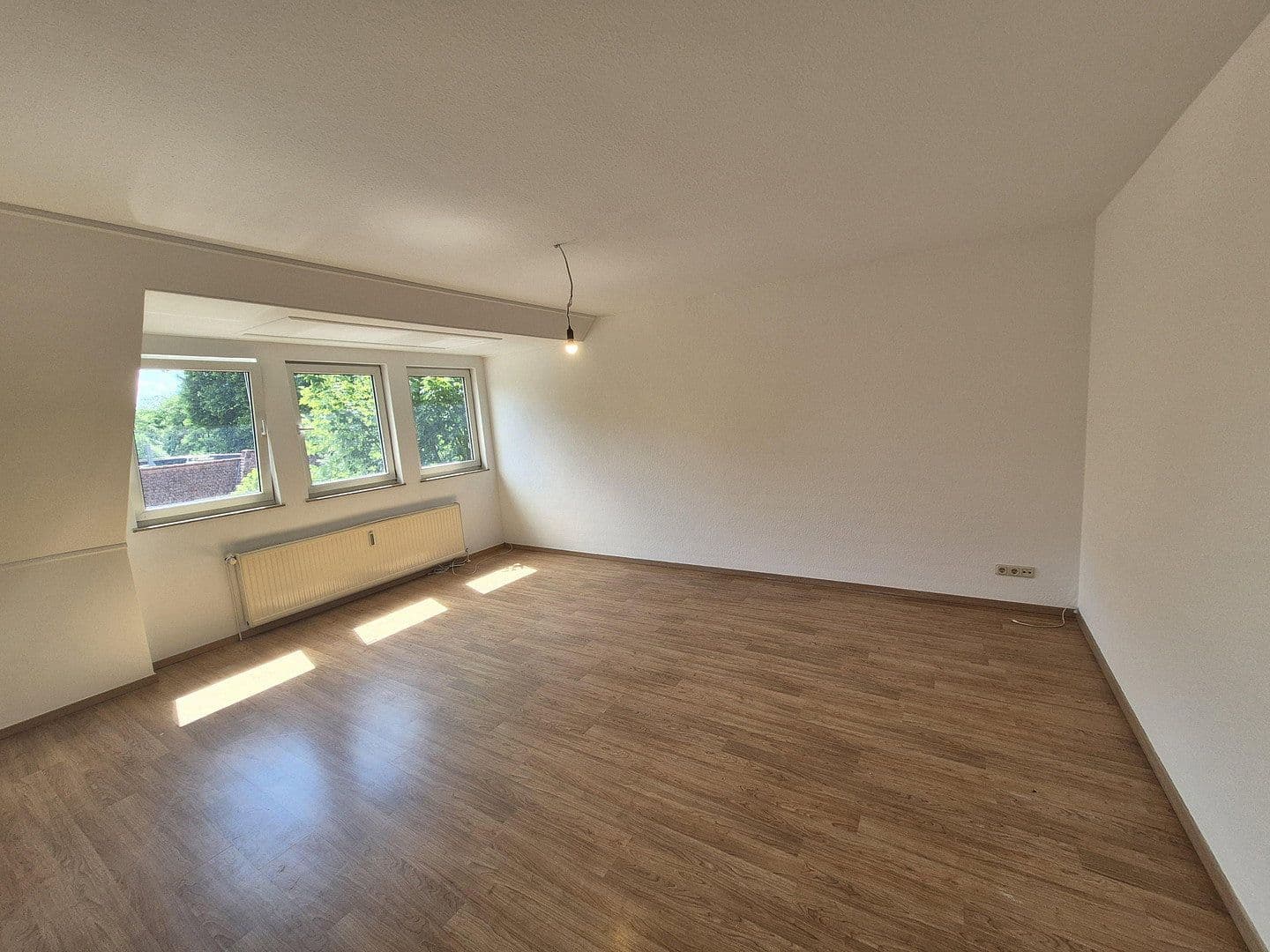 Prenájom bytu 3-izbový 58 m², Dorfstraße 25, Moisburg, Dolné Sasko Prenájom bytu 3-izbový 58 m², Dorfstraße 25, Moisburg, Dolné Sasko