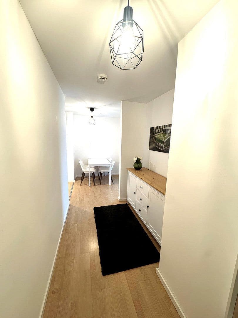 Prenájom bytu 2-izbový 55 m², Universitätsstraße 3, Regensburg, Bavorsko Prenájom bytu 2-izbový 55 m², Universitätsstraße 3, Regensburg, Bavorsko