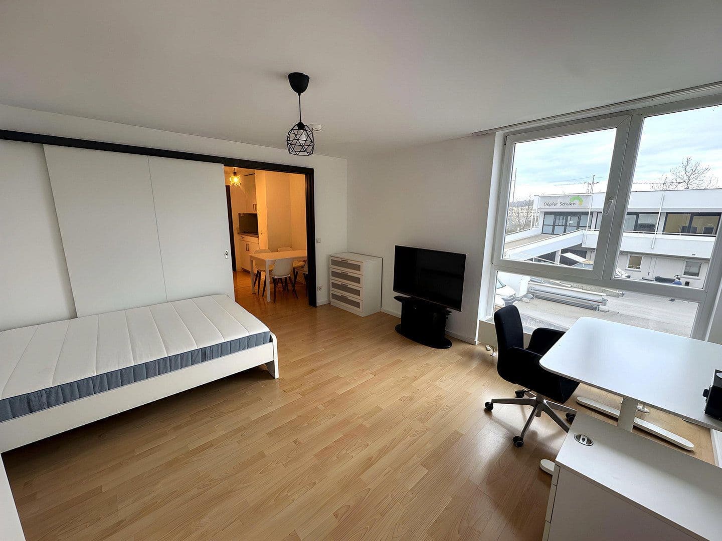 Prenájom bytu 2-izbový 55 m², Universitätsstraße 3, Regensburg, Bavorsko Prenájom bytu 2-izbový 55 m², Universitätsstraße 3, Regensburg, Bavorsko