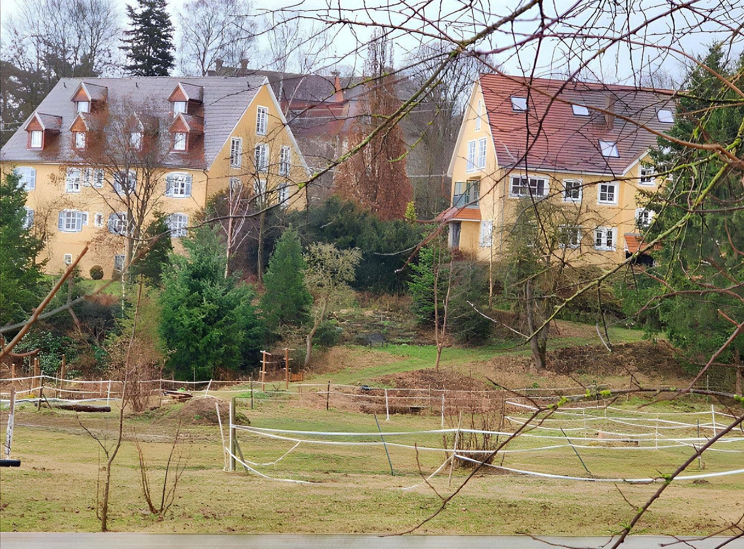 Prenájom bytu 3-izbový 130 m², Schlossberg 22, Oberstadion, Bádensko-Wurttembersko Prenájom bytu 3-izbový 130 m², Schlossberg 22, Oberstadion, Bádensko-Wurttembersko