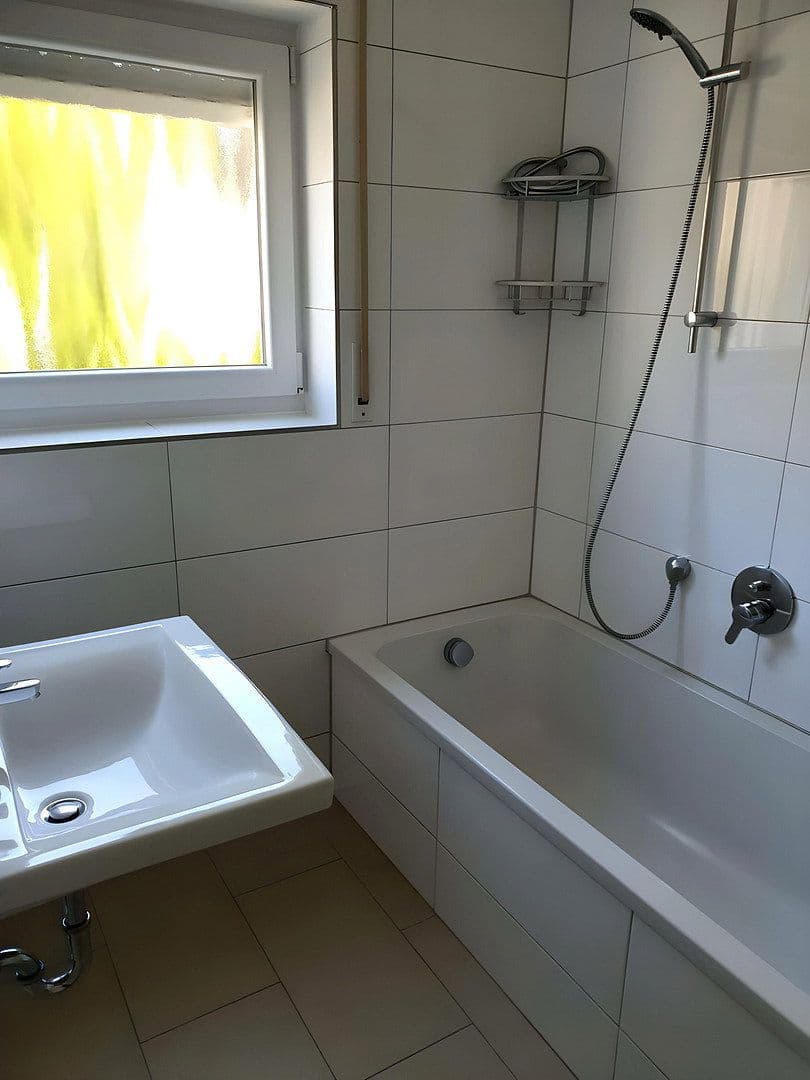 Prenájom bytu 2-izbový 80 m², Usedomstraße 8, Stuttgart, Bádensko-Wurttembersko Prenájom bytu 2-izbový 80 m², Usedomstraße 8, Stuttgart, Bádensko-Wurttembersko
