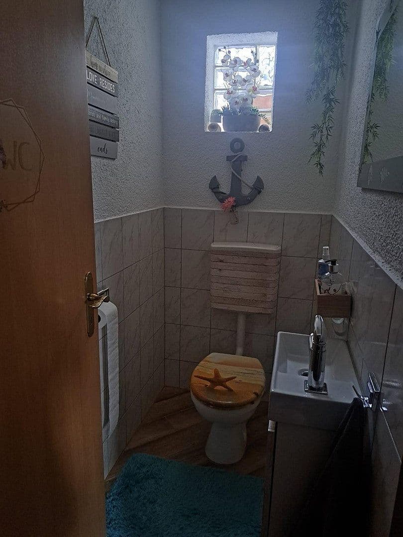 Predaj domu 130 m², pozemek 254 m², Bad Breisig, Porýnie-Falcko Predaj domu 130 m², pozemek 254 m², Bad Breisig, Porýnie-Falcko