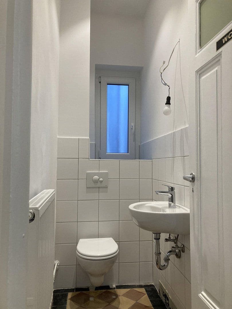 Prenájom bytu 1-izbový 31 m², Karlstr. 64, Karlsruhe, Bádensko-Wurttembersko Prenájom bytu 1-izbový 31 m², Karlstr. 64, Karlsruhe, Bádensko-Wurttembersko