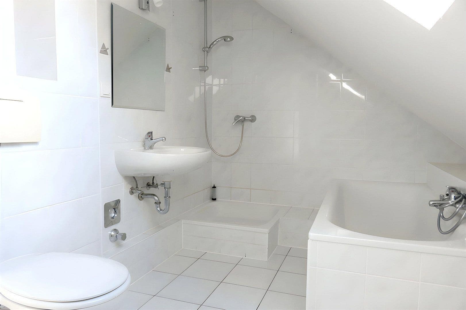 Prenájom bytu 4-izbový 92 m², Friedländer Weg 62, Göttingen, Dolné Sasko Prenájom bytu 4-izbový 92 m², Friedländer Weg 62, Göttingen, Dolné Sasko