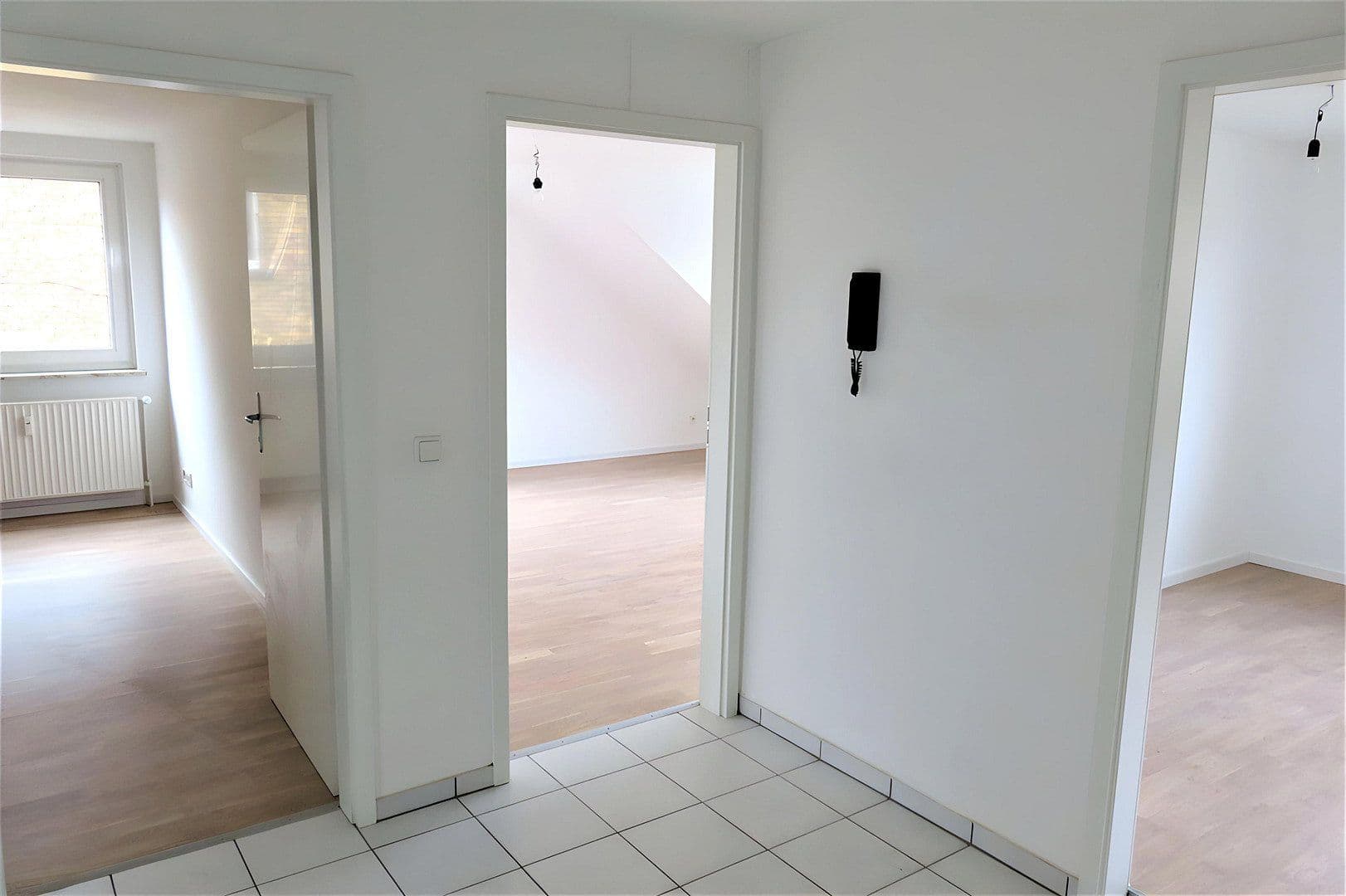Prenájom bytu 4-izbový 92 m², Friedländer Weg 62, Göttingen, Dolné Sasko Prenájom bytu 4-izbový 92 m², Friedländer Weg 62, Göttingen, Dolné Sasko