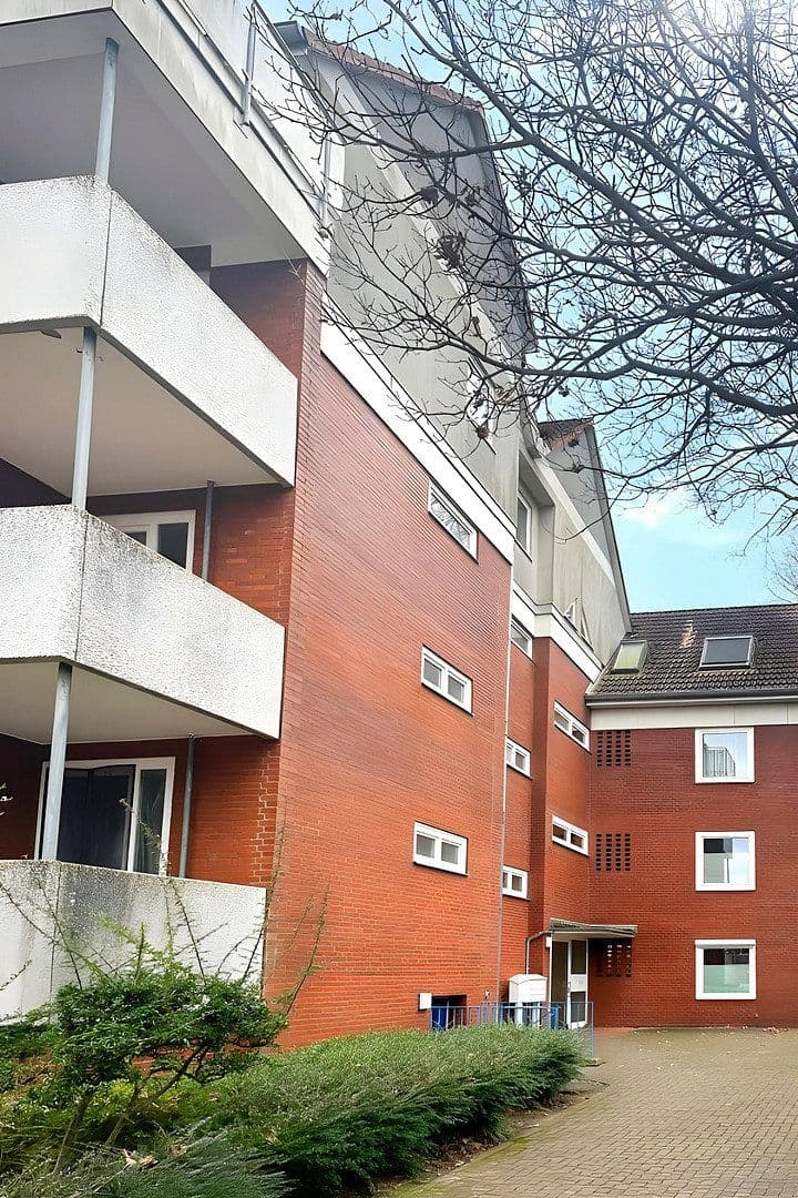 Prenájom bytu 2-izbový 87 m², Helstorfer Straße 29, Hannover, Dolné Sasko Prenájom bytu 2-izbový 87 m², Helstorfer Straße 29, Hannover, Dolné Sasko