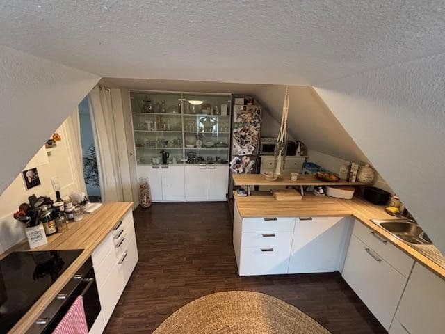 Prenájom bytu 2-izbový 123 m², Köln, Severné Porýnie - Westfálsko Prenájom bytu 2-izbový 123 m², Köln, Severné Porýnie - Westfálsko